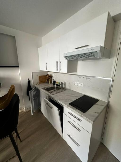 Joli F2, 7 Min De La Gare Appartement Cannes Buitenkant foto